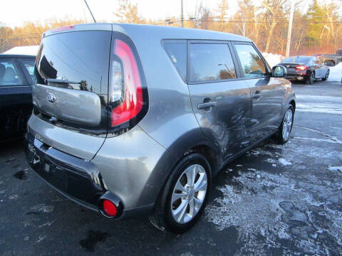 2016 Kia Soul +