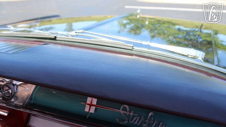1962 Oldsmobile Starfire