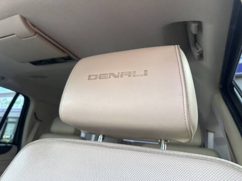 2016 GMC Yukon Denali
