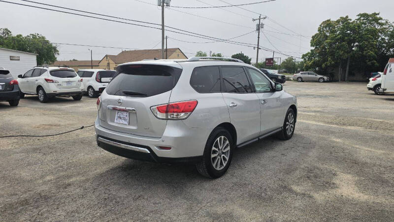 2015 Nissan Pathfinder SV