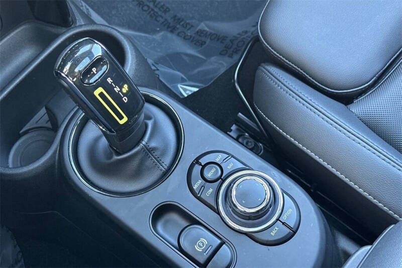 2023 MINI Hardtop 2 Door Cooper SE