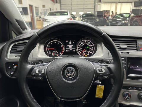 2015 Volkswagen Golf