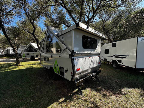 2026 A Liner Expedition Rear Sofa
