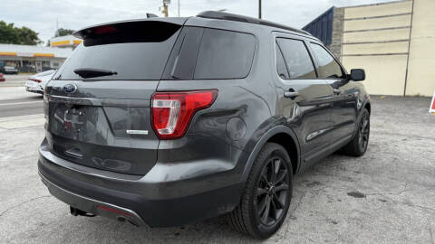 2017 Ford Explorer XLT