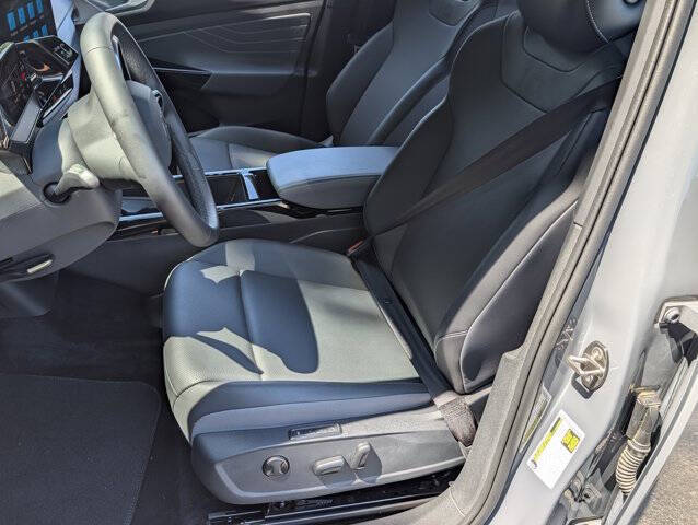 2023 Volkswagen ID.4 Pro S Plus