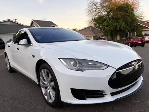 2014 Tesla Model S P85
