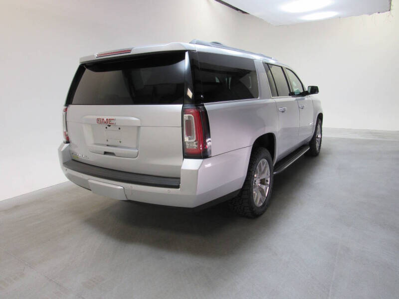 2016 GMC Yukon XL SLT