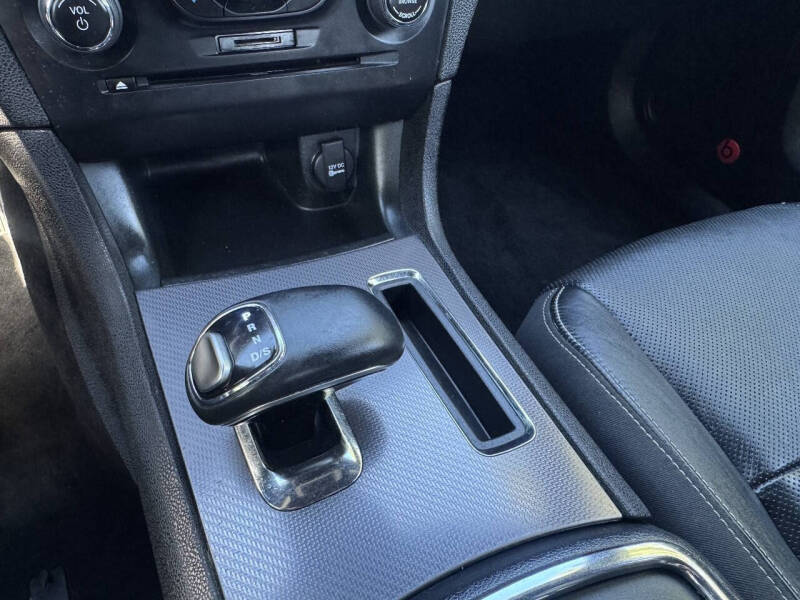 2014 Dodge Charger SXT