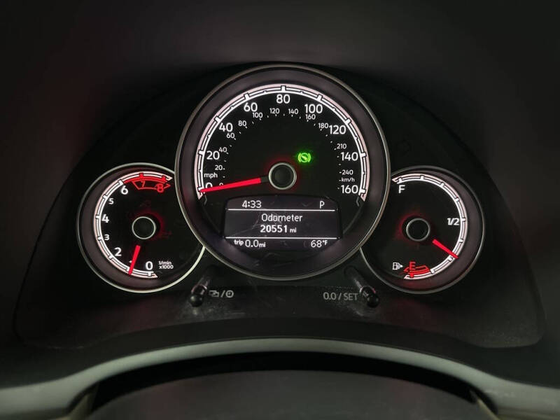 2019 Volkswagen Beetle Convertible 2.0T SE