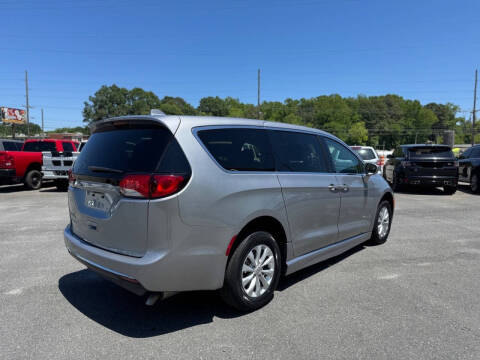 2018 Chrysler Pacifica Touring Plus