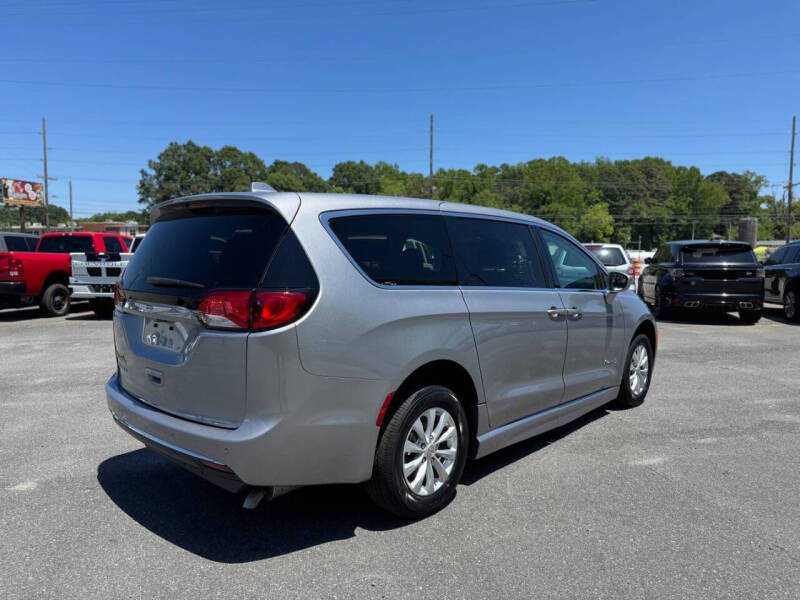 2018 Chrysler Pacifica Touring Plus