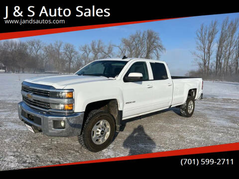 2017 Chevrolet Silverado 2500HD for sale at J & S Auto Sales in Thompson ND