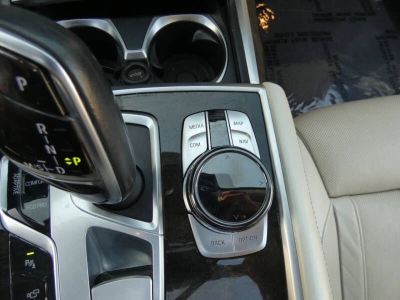 2016 BMW 7 Series 750i xDrive