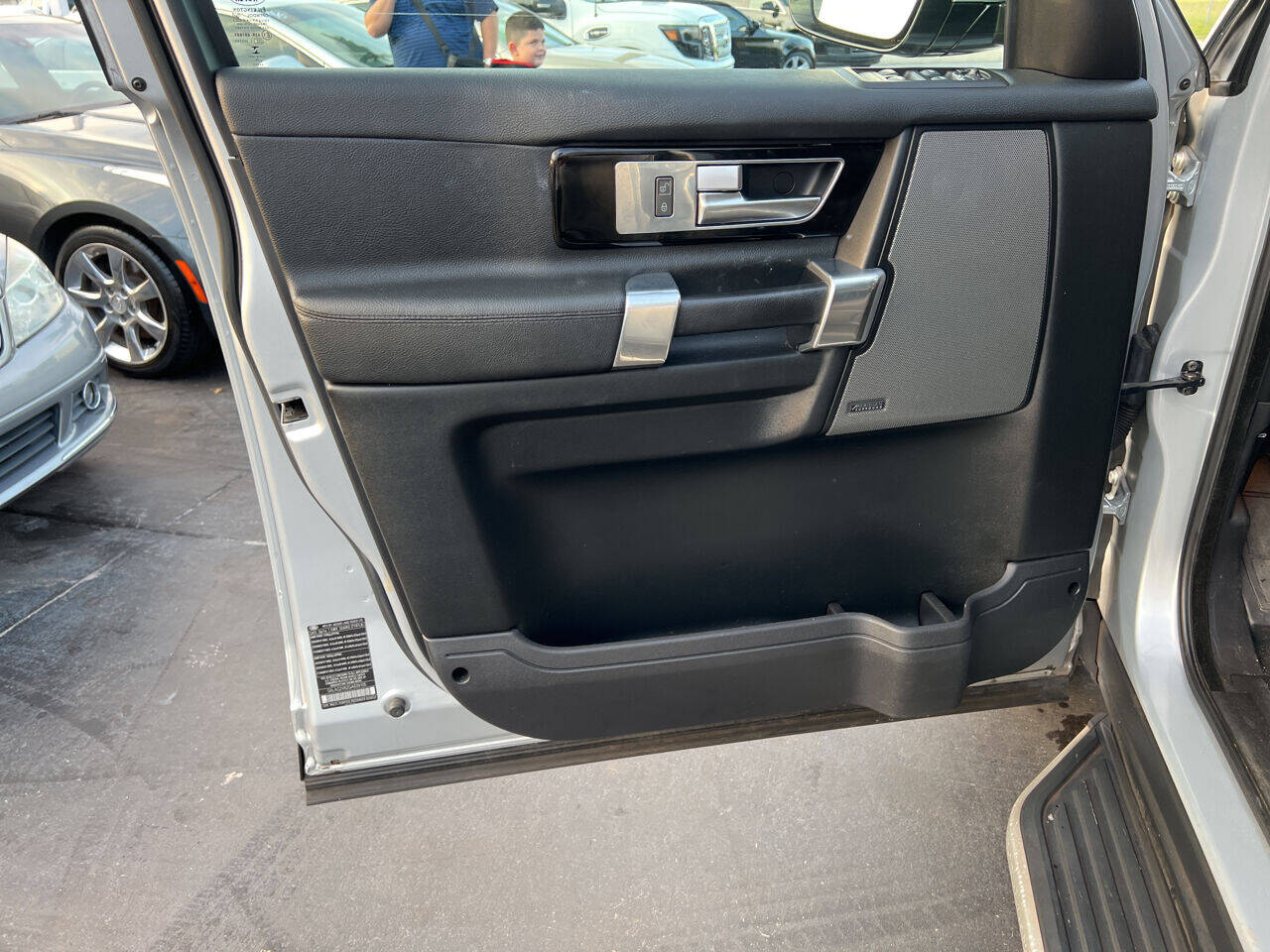 2016 Land Rover LR4  - $20,900