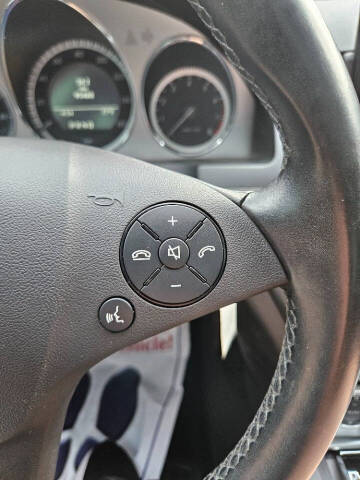 2011 Mercedes-Benz C-Class C 300 Luxury