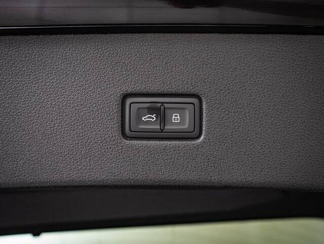 2026 Audi Q8 quattro Prestige 55 TFSI