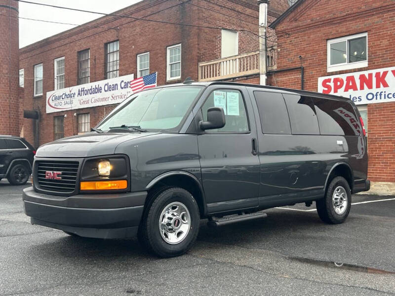 2017 GMC Savana LS 2500