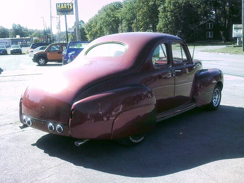 1941 Ford Custom Deluxe