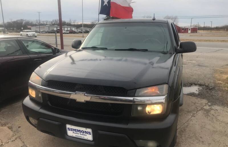 2003 Chevrolet Avalanche for sale at Simmons Auto Sales in Denison TX