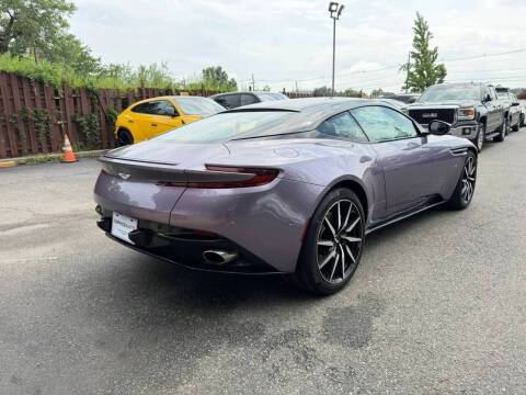 2017 Aston Martin DB11
