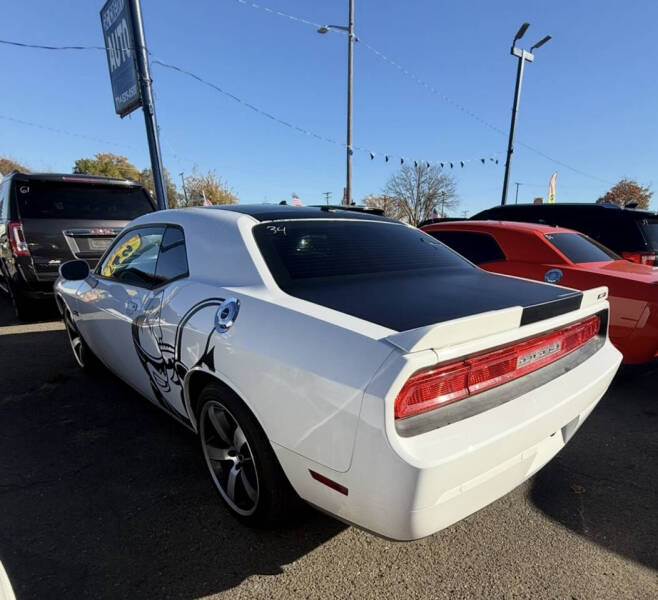 2013 Dodge Challenger SRT8 392