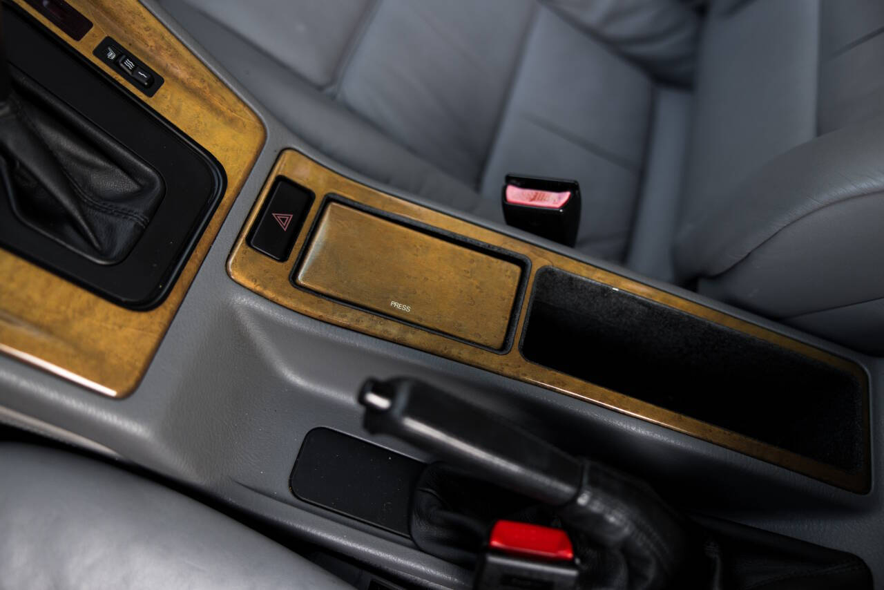 1997 BMW 8 Series 28