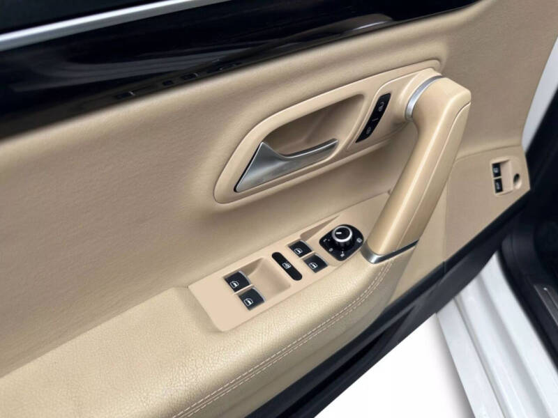 2015 Volkswagen CC 2.0T Executive