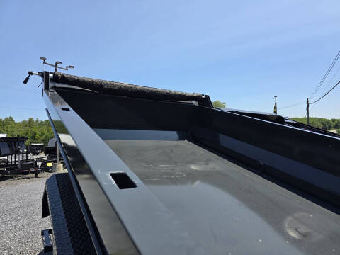 2026 Belmont Trailers DLX8214-14K