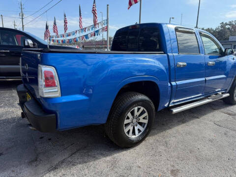 2008 Mitsubishi Raider LS