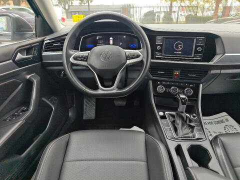 2024 Volkswagen Jetta SE