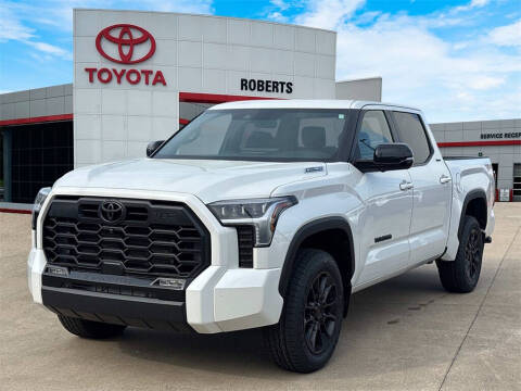 2025 Toyota Tundra Limited HV