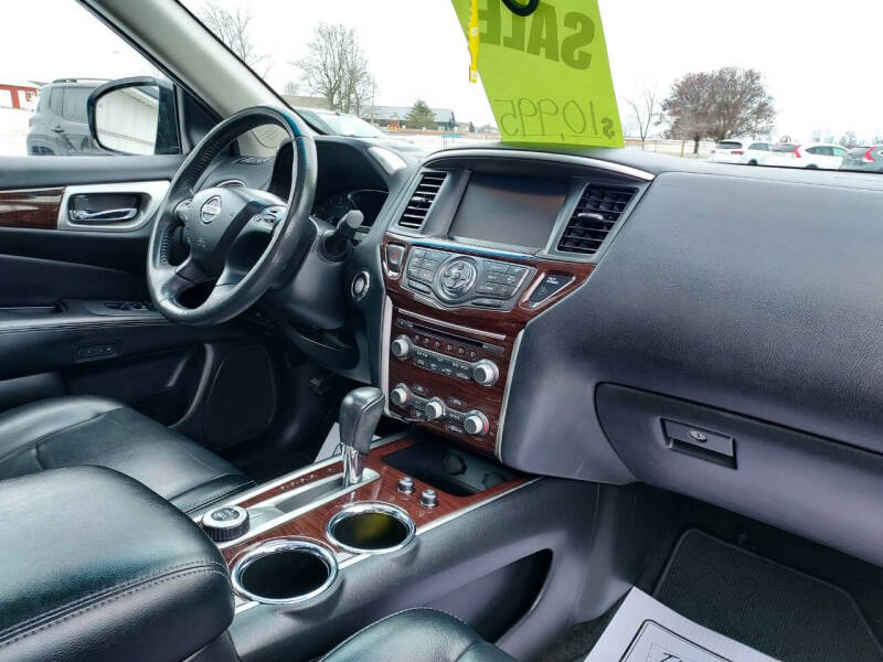 2015 Nissan Pathfinder Platinum