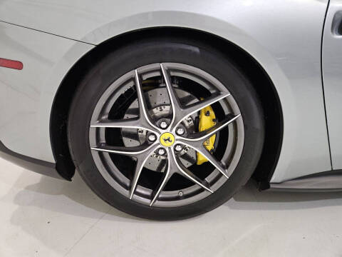 2016 Ferrari F12berlinetta