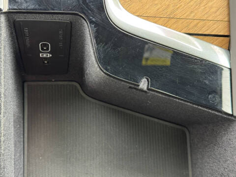 2024 Volvo XC90 Recharge T8 Plus Bright Theme 7P