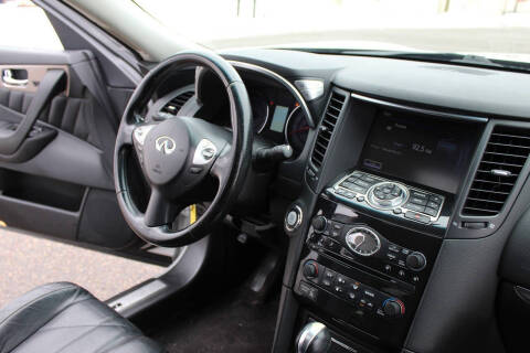 2010 Infiniti FX35