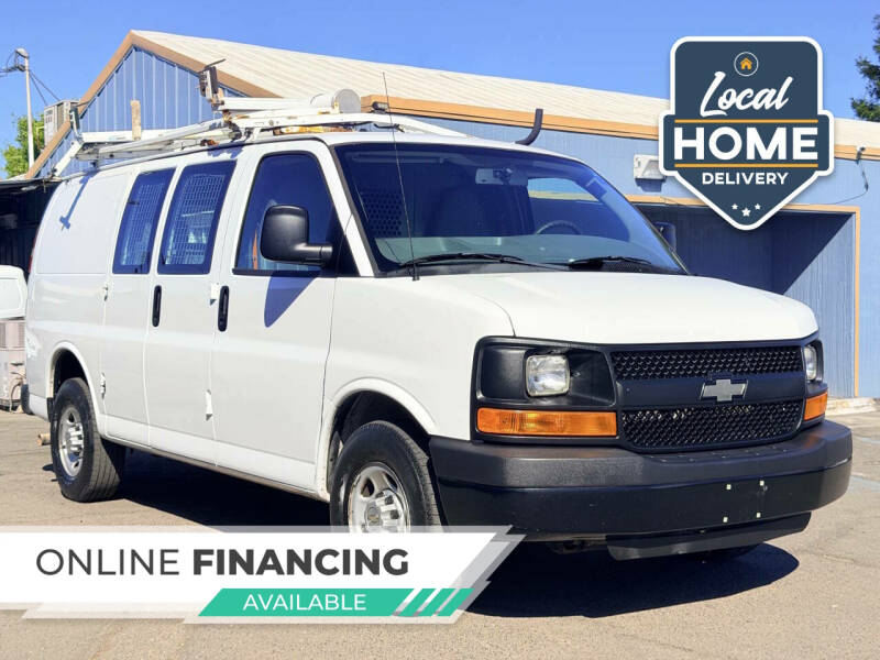 2013 Chevrolet Express Cargo Work Van's photo