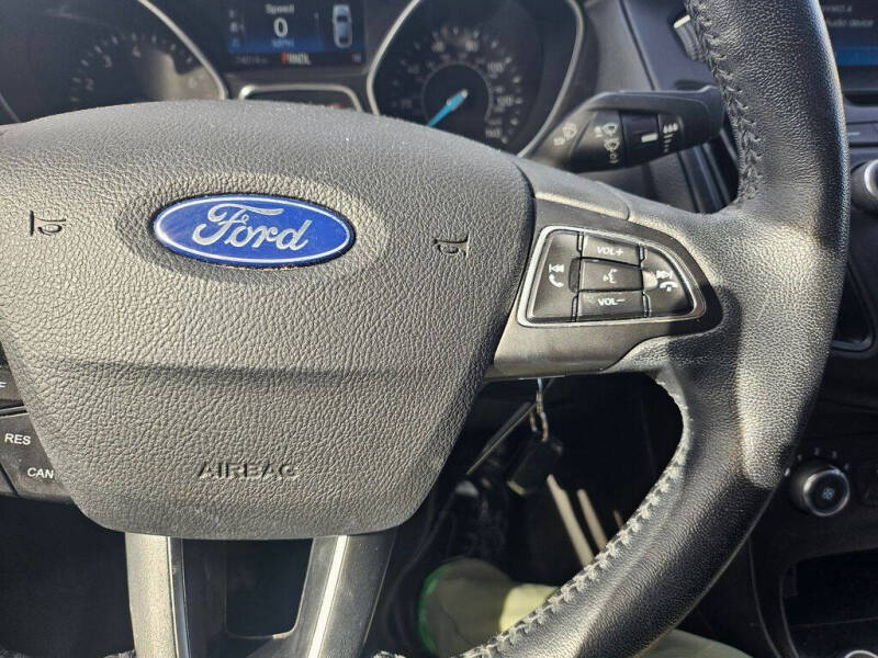2017 Ford Focus SE