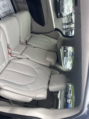 2017 Chrysler Pacifica LX