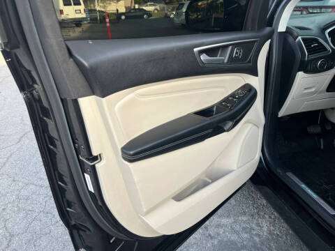 2016 Ford Edge Titanium