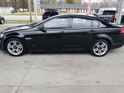 2009 Pontiac G8 for sale at SpringField Select Autos in Springfield IL