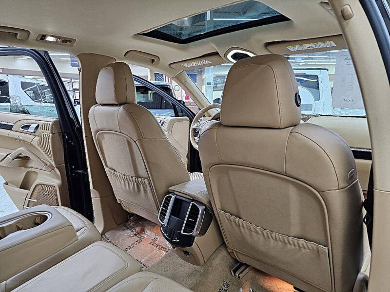 2014 Porsche Cayenne S Hybrid