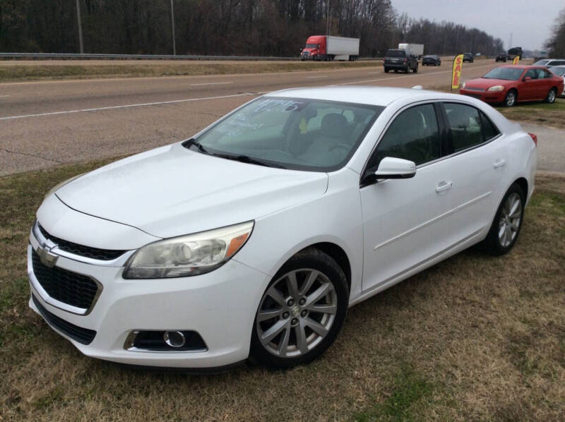2015 Chevrolet Malibu 2LT's photo