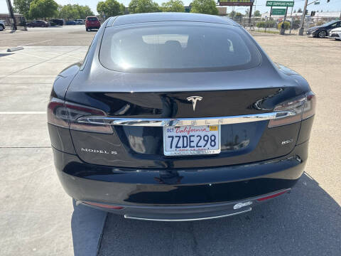 2015 Tesla Model S 85D