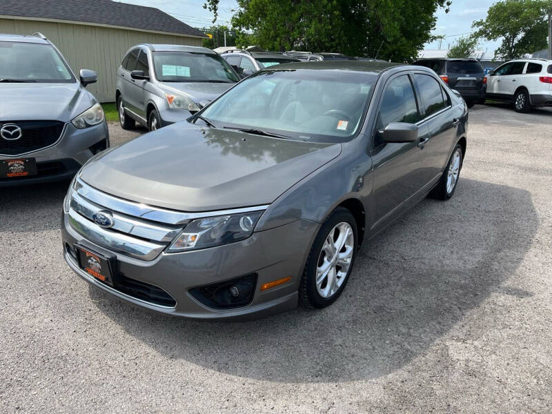 2012 Ford Fusion SE's photo