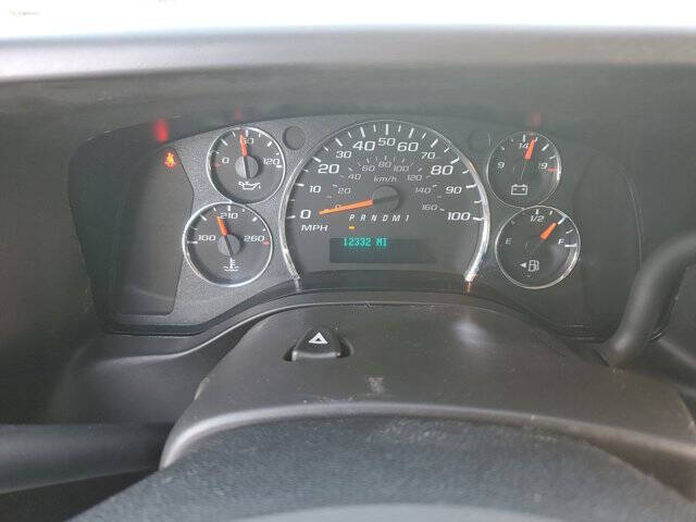 2024 Chevrolet Express 2500