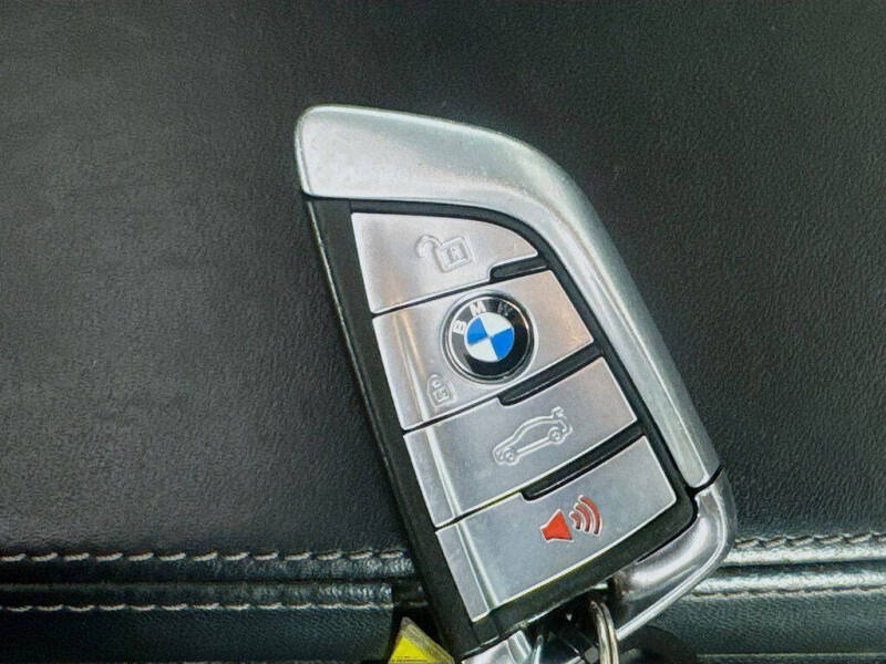 2017 BMW 5 Series 540i