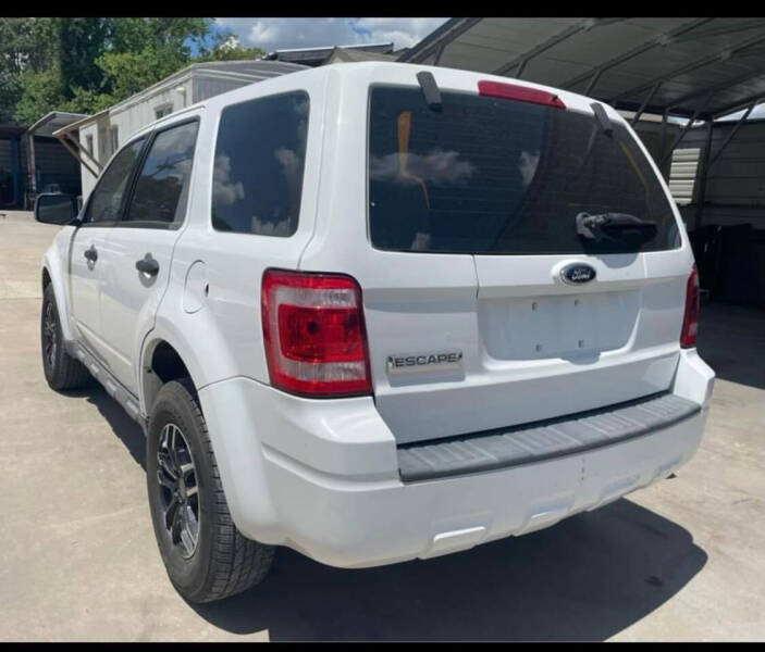 2009 Ford Escape XLS