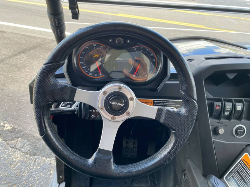 2013 Can-Am Commander