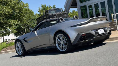 2022 Aston Martin Vantage