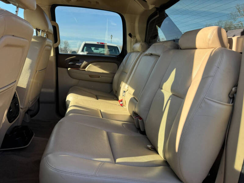 2013 Chevrolet Avalanche LTZ Black Diamond